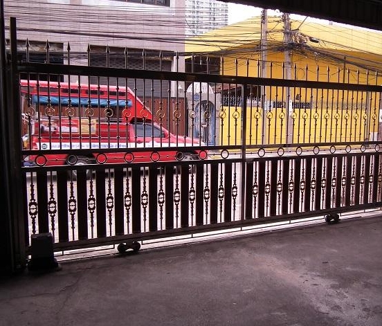 ให้เช่าโกดังพร้อมสำนักงาน ติดถนนใหญ่ ใกล้บางขุนนท์,เซ็นทรัล ปิ่นเกล้า เขตตลิ่งชัน