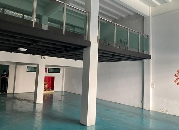 ให้เช่าอาคารพาณิชย์ 4.5 ชั้น2 คูหา มีดาดฟ้า ซอยลาดพร้าว 128/4 ใกล้รถไฟฟ้าลาดพร้าว101