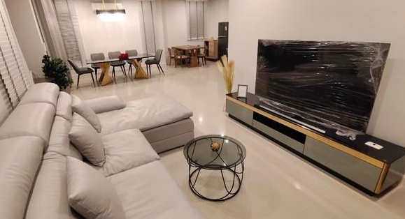 ให้เช่าบ้านเดี่ยว 2 ชั้น บลูลากูล บางนา ใกล้ ม.ราม2 ใกล้ห้างMegaบางนา