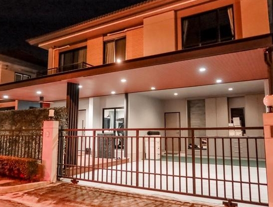 ให้เช่าและขายบ้านเดี่ยว 2 ชั้น  ไลฟ์ บางกอก บูเลอวาร์ด รามอินทรา 65 ใกล้ BTS รามอินทรา กม.6 ใกล้ทางด่วน