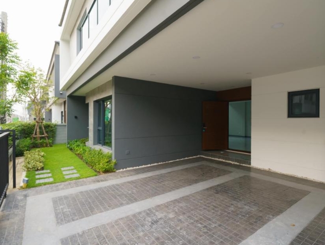 ให้เช่าและ ขายบ้านเดี่ยว 2 ชั้น The City Bangna ย่านบางพลี