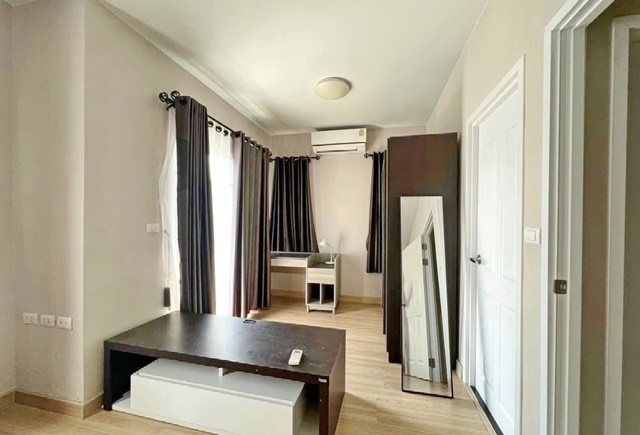 สารสาสน์วิเทศสุวรรณภูมิ โฮมออฟฟิต 2ชั้น ให้เช่าสไตล์ยุโรป 40 ตรว. รับสัตว์ วินเลจ 140 ตร.ม. บางนา ตราด บางแก้ว เมกะบางนา เครื่้องซักผ้า