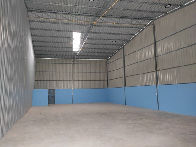 โกดังให้เช่าย่านวัดต้นเชือก 180-200 ตร.ม. อ.บางใหญ่ จ.นนทบุรี  (ไทรน้อย-ศาลายา)