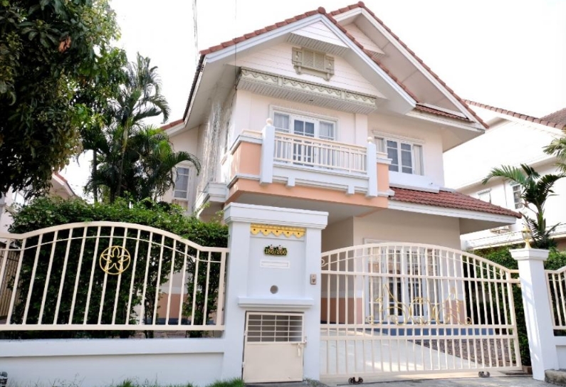 ให้เช่าบ้านเดี่ยว 2 ชั้น หมู่บ้าน Parkway Chalet รามคำแหง 190 เขตมีนบุรี