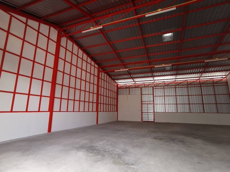 หมู่บ้านภูตะวัน 5 ถ.หนองกะจะ อ.ปากช่อง จ.นครราชสีมา ที่ตั้ง :ถ.หนองกะจะ ต.ปากช่อง อ.ปากช่อง จ.นครราชสีมา