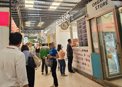 เซ้งร้าน ในตลาดรวมทรัพย์ อโศกมนตรี  เพียง 100,000 บ. เยื้องตึก GMM Grammy