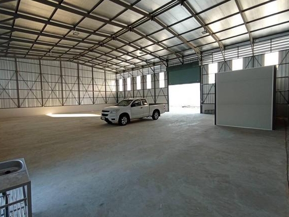 ให้เช่าโกดัง 300 ตารางเมตร ซอยแพรกษาซอย10/2 อำเภอเมืองสมุทรปราการ