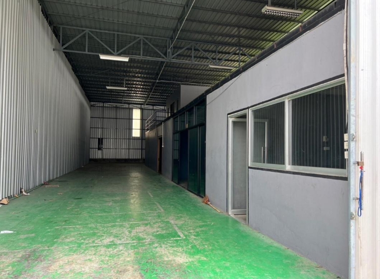  ให้เช่าโกดัง 400 ตารางเมตร ซอยลาดพร้าว 101 ซอยโพธิ์แก้ว ใกล้ทางพิเศษฉลองรัช