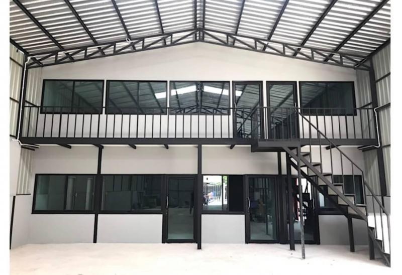 ให้เช่าโกดัง พร้อมออฟฟิศ ใกล้ BigCลาดพร้าว  ซอย ลาดพร้าว83 ขนาด260 ตรม. พื้นที่100ตรว. มีระบบไฟ 3 เฟส โกดังสูง 6 เมตร