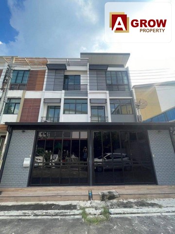 ม.ซิกเนเจอร์ วัชรพล หลังมุมใน ทำเลดีที่ตั้ง : ถนนวัชรพล แขวงท่าแร้ง เขตบางเขน กรุงเทพมหานคร 10220รหัสทรัพย์ : AGT00313ราคาพิเศษ 5,900,000 ***ฟรีโอน***รายละเอียด : - ทาวน์โฮม3 ชั้น- หน้าบ้านทิศเหนือ - เนื้อที่ 41.8 ตรว- 6 ห้องนอน - 6 ห้องน้ำ ห้องรับแขก ห้องครัว ห้องแม่บ้าน (ห้องน้ำในตัว)- หลังมุมด้านในจุดเด่น :- บ้านรีโนเวทใหม่ - เดินทางสะดวก - บ้านหันทิศเหนือ รับลมตลอดทั้งปีสถานที่ใกล้เคียง: