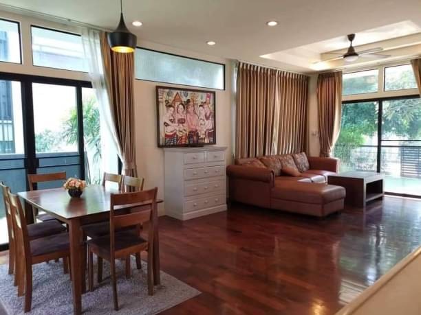 ให้เช่า 35,000 บาท/เดือน 4 นอน 4 น้ำ บ้านเดี่ยว 2 ชั้น  สไตล์โมเดิร์นล้านนา เส้นคันคลอง-หางดง เงียบสงบ ปลอดภัย หลังบ้านไม่ติดใคร เป็นส่วนตัว