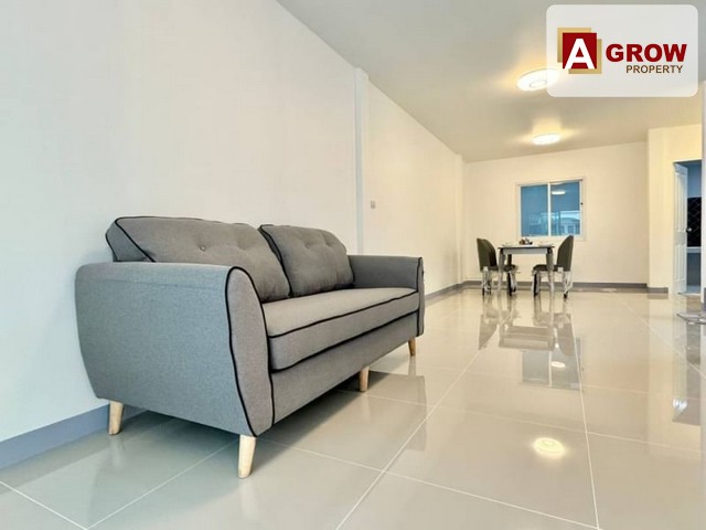 ม. อักษรา บางบัวทอง  บ้านรีโนเวทใหม่พร้อมอยู่ เดินทางสะดวก