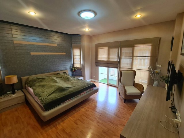 บ้านเดี่ยวหรู 3 นอน 3 น้ำ พร้อมเฟอร์ครบ ใจกลางพัฒนาการ หมู่บ้านนาราวัลย์ ซอยพัฒนาการ 44