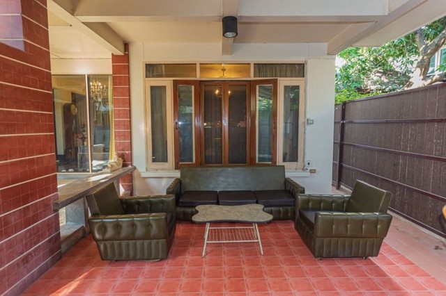 ให้เช่าบ้านเดี่ยว 2 ชั้น ขนาด 600 ตรม. ทำเลอารีย์สัมพันธ์ ซอยอารีย์สัมพันทธ์ 3 ใกล้สถานี BTS อารีย์ เหมาะสำหรับประกอบธุรกิจร้านอาหารได้