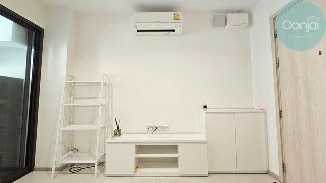 For Rent: Rhythm Sukhumvit 42 - 1 Bed 1 Bath 27 sqm.Prime location, close to BTS Ekamai 250 meters, near  Gateway Ekamai and St Andrew	