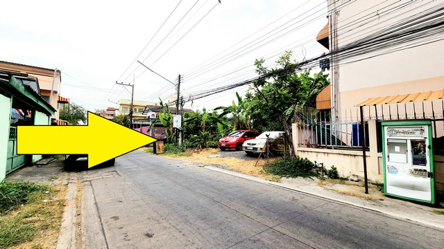 ขายที่ดินรังสิตคลอง1 ย่านแถวตลาดสะพานแดง * ขายราคา 2.8 ล้านบาท * ( เนื้อที่ 50 ตรว )ขายที่ดิน 50 ตรว รังสิต-นครนายก คลอง1 ถมแล้ว ย่านแถวตลาดสะพานแดง ใกล้ฟิวเจอร์พาร์ครังสิต ใกล้ ทางด่วน เหมาะซื้อไว้ปลูกบ้าน หรือซื้อไว้เก็งกำไร ที่ตั้ง:  ซอย รังสิต - นครนายก 14 ตำบล ประชาธิปัตย์ อำเภอธัญบุรี ปทุมธานี 12130ขายที่ดิน 50 ตรว- เป็นที่ดินถมแล้ว- เหมาะปลูกบ้าน ซื้อเก็บเก็งกำไรได้- ส