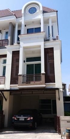 ให้เช่าทาวน์โฮม 3ชั้น  พรีเมี่ยมเพลส ลาดพร้าว101 เหมาะทำโฮมอฟฟิศและพักอาศัย