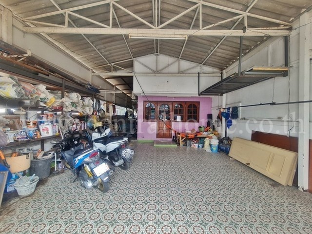 
 รหัสทรัพย์  5103ทาวน์โฮม วงศกร1 ใกล้ตลาดวงศกร สายไหมที่ตั้ง แขวงลาดสวาย เขตลำลูกกา สายไหม 12150รายละเอียดทรัพย์- ทาวน์โฮม 2 ชั้น, ขนาดพื้นที่ 36 ตารางวา, ขนาดพื้นที่ใช้สอย 120 ตารางเมตร- 3 ห้องนอน, 2 ห้องน้ำ, 1 ห้องนั่งเล่น, 1 ห้องครัว, 1 ที่จอดรถสถานที่และทำเลใกล้เคียง- เชื่อมต่อถนนสายไหม ถนนหทัยราษฎร์ ถนนวัชรพล- รร.นวมินทราชินูทิศ เบญจมราชาลัย- รร.สารสาสน์วิเทศสายไหม- แฟช