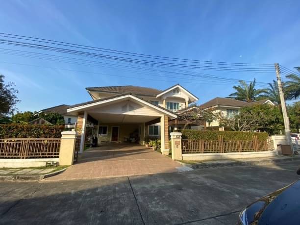 ขา​ยต่ำกว่า​ราคา​ประเมิน​ 5.5 ล้าน 146.7 ตรว. 3 นอน 3 น้ำ กาญจน์กนก 2 สันปูเลย เฟอร์นิเจอร์ครบ เนื้อที่กว้างขวาง ใกล้เซ็นทรัลเฟสติวัล