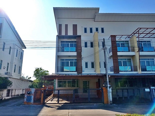 ขาย  นีโอ พาร์ค  ทาวน์เฮ้าส์ 3 ชั้น ต.หนองกระทุ่ม อ.เมืองนครราชสีมา จ.นครราชสีมา  PAP5-0522