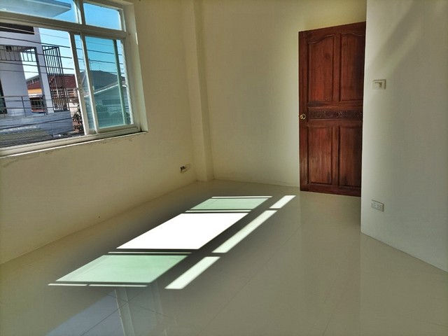 ขาย ทาวน์เฮ้าส์ 3 ชั้น ต.ในเมือง อ.เมืองนครราชสีมา จ.นครราชสีมา  PAP6-0478