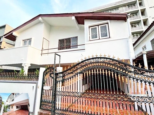  เซนต์มาร์คม.เกษมบัณฑิต โรงเรียนนานาชาติ พัฒนาการ33-41 MRT คลองกลันตัน ตลาดเสรีมาร์เก็ต  ให้เช่าบ้านเดี่ยว 2 ชั้น 54ตรว. 180ตรม. 21,998B-M พร้อมอยู่ 3นอน 4น้ำ 2จอดรถ 4แอร์Kasem Bundit University Phatthanakan33-41 MRT Khlong Kelantan Talad Seri Market 2-storey detached house for rent 54sq.wa. 180sq.m. 21,998B-M ready to move in 3bed 4bath 2parking 4A/C St. Marks International School.ซ.พัฒนาการ33-41 ถ.พัฒนาการ แขวงสวนหลวง เขตสวนหลวง กรุงเทพมหานคร 1025054ตรว.                 180ตรม.                เหมาะสำหรับ อยู่อาศัย 3 ห้องนอน 4 ห้องน้ำ1 ห้องเก็บข