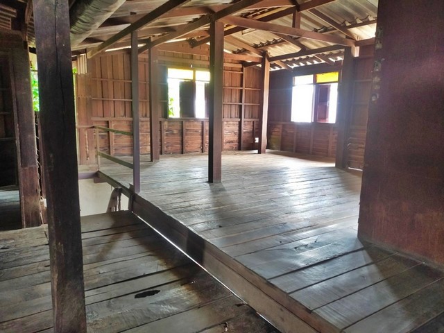 ขาย บ้านพักอาศัยครึ่งตึกครึ่งไม้ 2 ชั้น  ต.หนองบัวศาลา อ.เมืองนครราชสีมา จ.นครราชสีมา PAP1-0198