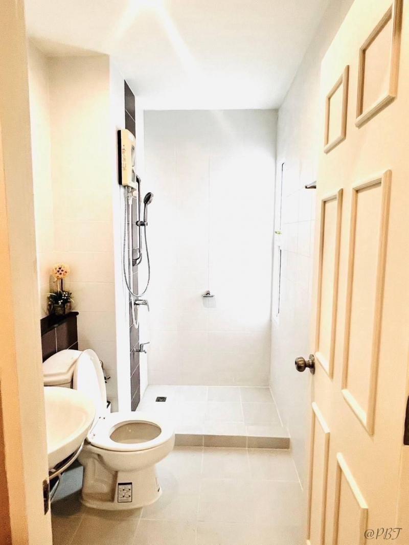 ทาวน์โฮมให้เช่า เดอะ เมทโทร พระราม 9 ทาวน์โฮม 3 ชั้น, 3 ห้องนอน ใกล้ มหาวิทยาลัยแสตมฟอร์ด25,000/เดือน เฟอร์นิเจอร์ครบ ถนนพระราม9