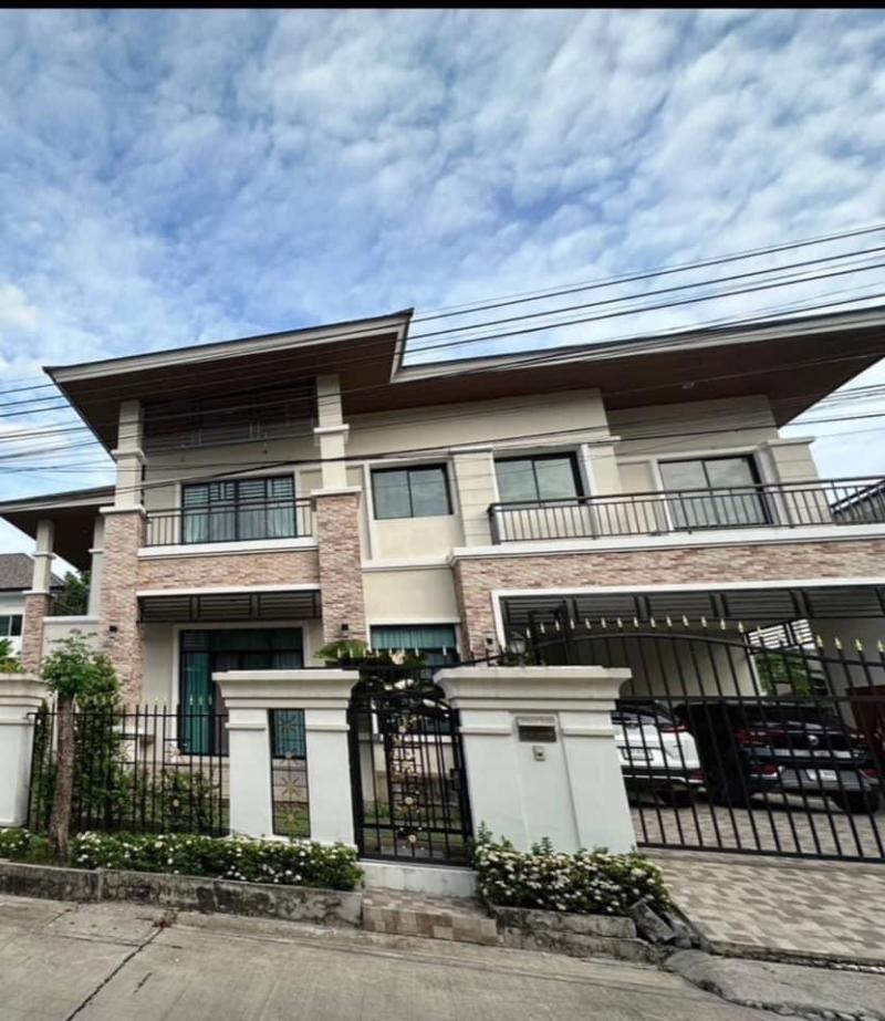 The Elegance เพชรเกษม81บ้านเดี่ยว 114 ตรว4 นอน 5 น้ำ (ห้องนอนล่างห้องน้ำในตัว)ครัวบิ้วอิน แอร์ 6 เครื่องถนนเพชรเกษม