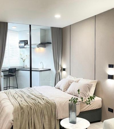 ติดต่อ หลิน 088 598 6998 Line ID: positive.agขาย 1.55 ล้านบาท*คอนโด JC Hill Place (เจซี ฮิลล์) ติดเจ็ดยอดพลาซ่า ทำเลดีมากใกล้นิมมานและ มช. เพียง 2 กม. เฟอร์และเครื่องใช้ไฟฟ้าครบ ให้ทั้งหมดตามภาพแบบเป๊ะๆๆ แค่หิ้วกระเป๋ามาอยู่ได้เลยยย . ขนาด 29 ตรม. ชั้น 3 วิวไม่บล็อคเฟอร์นิเจอร์และเครื่องใช้ไฟฟ้าครบชุด เตาไฟฟ้า smartทีวี ตู้เย็น เครื่องซักผ้า.สถานที่ใกล้เคียงใกล้นิมมานเพียง 1.5 km.ใกล้มช. เพียง 2 km. .ทำเล