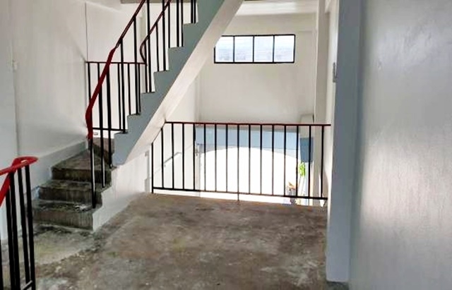 แบล็ค มาร์เก็ต BTS แพรกษา ให้เช่าอาคารพาณิชย์ 3.5 ชั้น 22ตรว. 190ตรม. ใหญ่มาก ถูกสุด 2นอน 1น้ำ 3จอดรถ 3แอร์