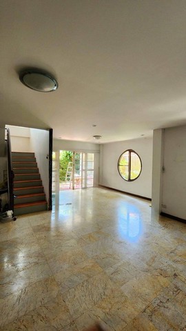 ขายบ้านเดี่ยว อยู่ใกล้ มหาวิทยาลัยรังสิต บ้านเมืองเอก   ซอยเอกเจริญ จังหวัดปทุมธานี