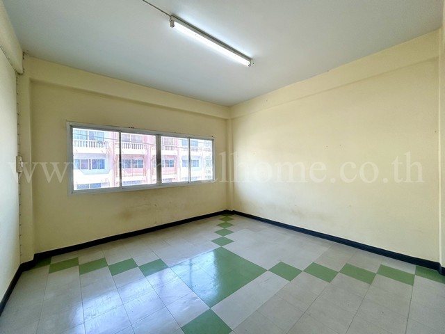 ตึกแถว 3 ชั้น เทียนทะเล 19 (วัดหัวกระบือ) โครงการ มั่งมีแสนสุข