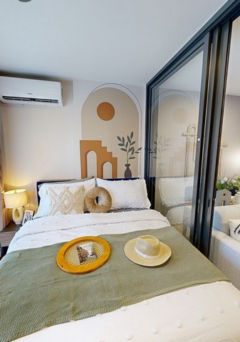 Sub1031ขายดาวน์ THE LINE VIBE PHAHONYOTHIN ชั้น 12A ทิศเหนือ วิวสวนไม่เสียค่าเปลี่ยนสัญญา (เจ้าของออกให้)ทำเลดีมาก! ตรงข้ามเซนทรัลลาดพร้าวและเซนทรัลมิกซ์ยูสแห่งใหม่ แบบเดินไปได้สามารถเดินไป bts ห้าแยกลาดพร้าว, mrt พหลโยธิน ,ยูเนี่ยนมอลล์,รร.หอวัง, จ๊อดแฟร์แดนเนรมิตรได้ ใกล้เมเจอร์รัชโยธิน,รพ.เปาโล,ม.เกษตรฯห้องขนาด 32.50 ตรม. type 1A-1 ชั้น 12A ทิศเหนือ วิวสวนของโครงการกว่า 8 ไร่(ตำแหน่งดี ไม่ติดล