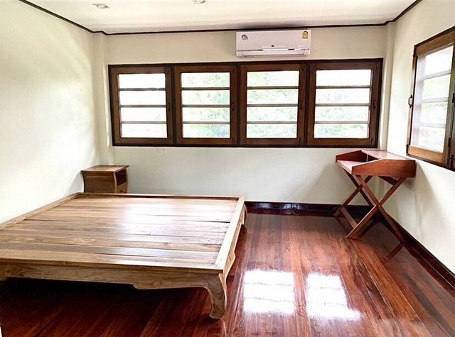 ให้เช่าบ้านเดี่ยวหมู่บ้านออคิดวิลล่า ใกล้รถไฟฟ้าสายสีเหลือง สถานีลาดพร้าว83 ย่านลาดพร้าว เลียบด่วนเอกมัย-รามอินทรา ถนนประดิษฐมนูธรรม