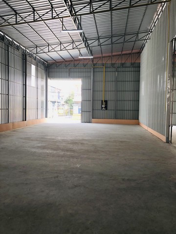 ให้เช่า  โกดัง   ลาดพร้าว 101    นวมินทร์ 111 ขนาดพื้นที่   270 ราคา 48,000 สนใจติดต่อ  Tel. 094  448  5038  Tel. 093  678 5948