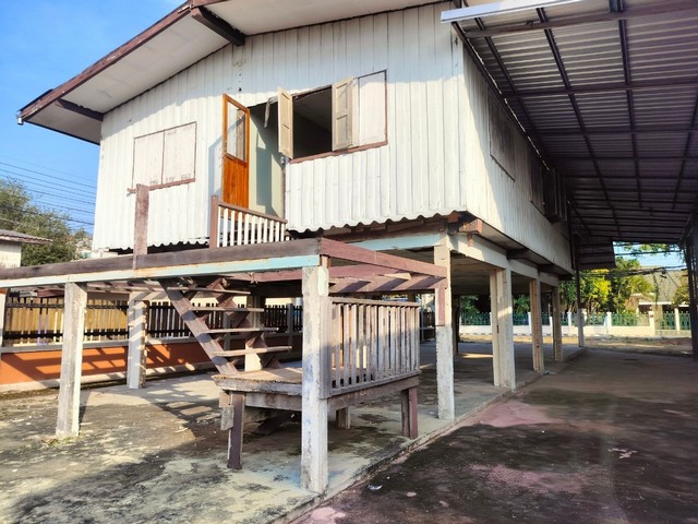 ขายบ้านครึ่งตึกครึ่งไม้   เมืองพิษณุโลก  พิษณุโลก (PAP-2-0181)