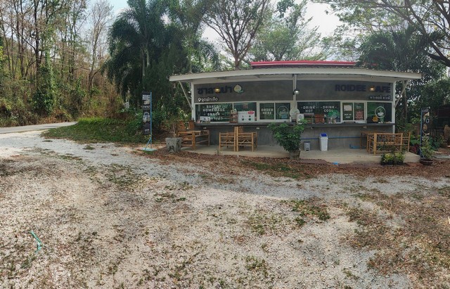 ขายด่วนๆ บ้านในสัตหีบ สร้างเสร็จตุลาคม2566ใหม่มาก ตั้งอยู่ที่อำเภอสัตหีบ ต.สัตหีบ