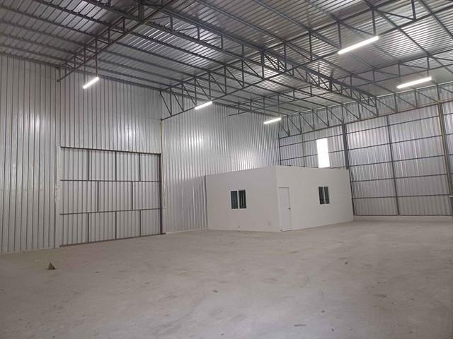 ให้เช่าโกดัง พื้นที่ 600 ตรม. ซอยโพธิ์แก้ว3 ลาดพร้าว 101 เดินทางสะดวก รถใหญ่เข้าออกได้