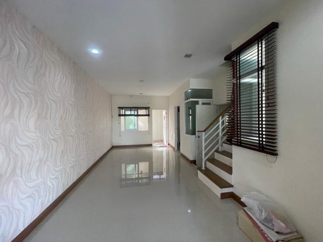 ให้เช่าทาวน์โฮม 2 ชั้น 3 ห้องนอน โครงการโกลเด้นทาวน์ สุขาภิบาล5 ถนนสุขาภิบาล5 สายไหม วัชรพล