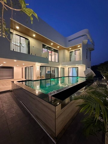 ขายพลูวิลล่าหรูทันสมัย ทางเลือกที่ดีที่สุดสำหรับการลงทุนในอสังหาริมทรัพย์ไม่ว่าจะซื้อเพื่ออยู่อาศัยหรือปล่อยเช่า