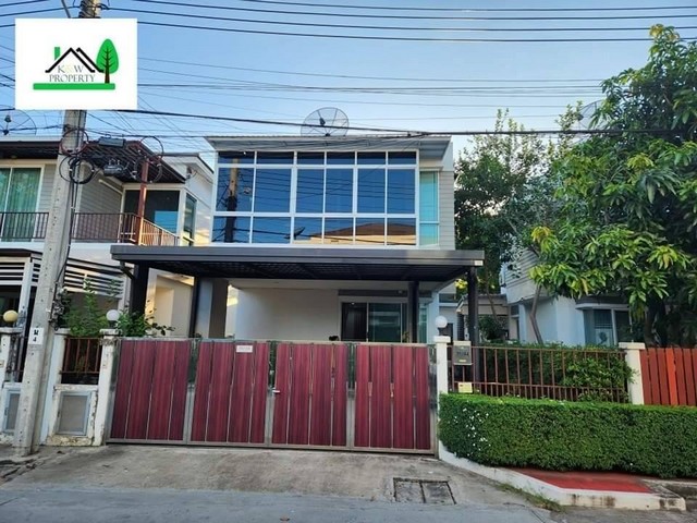 บ้านเดี่ยว 2 ชั้น ขนาด 36 ตรว. **ปรับราคา เหลือ 4,900,000 บาท จากเดิมราคา 5,290,000 บาทค่าโอน50/50**ต่อรองราคาได้จ้า#บ้านเดี่ยว 2 ชั้น  ขนาด 36 ตรว#หมู่บ้านสุชาลี#พิกัด ซ. โกสุมรวมใจ 39 ดอนเมือง#สนใจติดต่อ  เก๋ 094-5464264 ต่อ 097-4614546# 3 นอน 3น้ำ 1ครัว  2 ที่จอดรถฟรี แอร์ 3 เครื่อง-เครื่องทำน้ำอุ่น 2 เครื่อง-ปั้มน้ำ แท้งค์น้ำ-ส่วนกลางที่สวนสาธารณะ สนามเด็กเล่น #สถานที่ใกล้เคียง- ใกล้สำนักงานเขตดอนเมือง- ใก