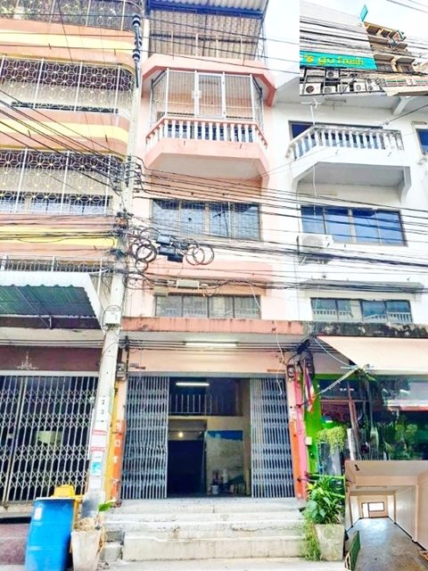 ย่านพระราม2  ติดตลาด สะแกงาม CJ ให้เช่าอาคารพาณิชย์ 4 ชั้น 21ตรว.172ตรม. ทำเลร้านค้า ค้าขายดี 3นอน 2น้ำ 1จอดรถ โลตัส พระราม 2