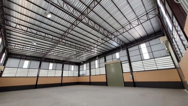 C4469 ให้เช่าและขายโรงงานเนื้อที่ 3 ไร่ พื้นที่ 1522 ตรม พื้นรับ load 3-5 ton/ sqmไฟฟ้า 3 เฟส เขต EEC อำเภอศรีราชา ชลบุรี