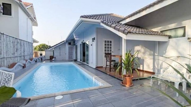 พลูวิลล่าให้เช่า Pool Villa For Rent บรรยากาศดี เหมาะสำหรับครอบครัวใหญ่ ให้เช่าระยะสั้น/ยาว