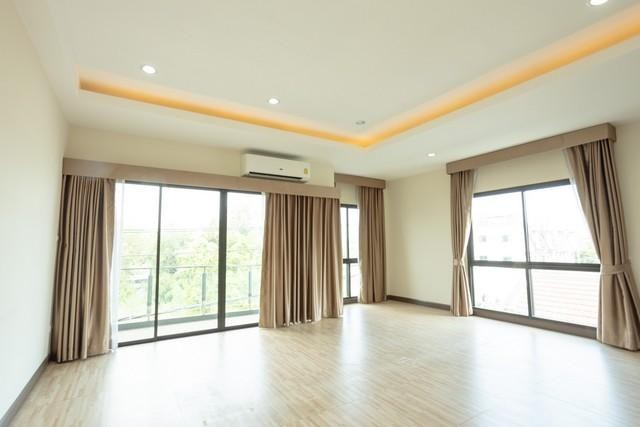 C4459 ให้เช่าทาวน์โฮม 3 ชั้น ซอยรามอินทรา 19 ย่านรามอินทรา ใกล้รถไฟฟ้าสีชมพู