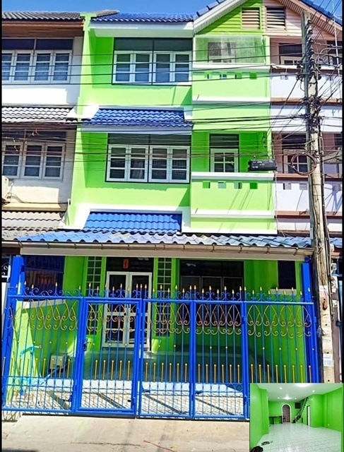 เซ็นทรัล ราชพฤกษ์ ให้เช่าทาวน์เฮาส์ 3 ชั้น สวนผัก 15-21 21ตรว. 221ตรม. เซเว่น 4นอน 2น้ำ 1จอดรถ 2แอร์  สภาพสวย เดินทางสะดวก