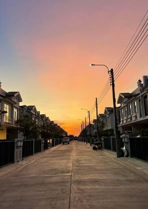 ให้เช่าบ้านทาวน์โฮม2ชั้น Villagio2ศรีนครินทร์ใกล้เมกาบางนา