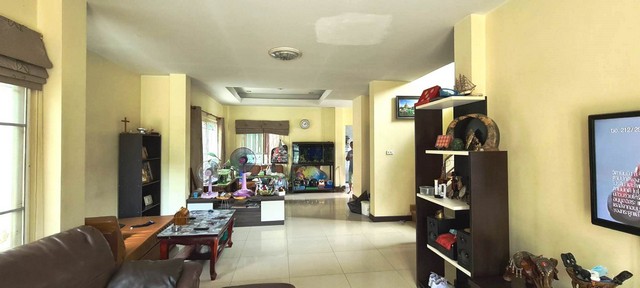 ขายด่วน หมู่บ้าน บ้านศรีนครินทร์ ศรีราชา ถ.ศรีราชา-หนองค้อ ต.สุรศักดิ์ ศรีราชา ชลบุรี