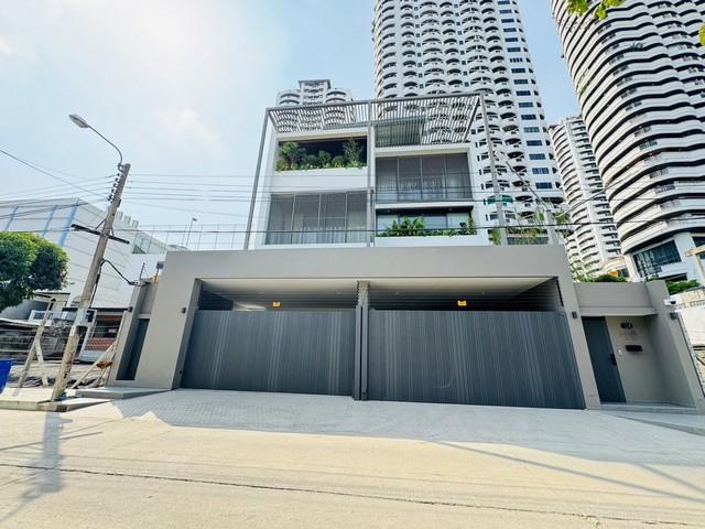 ขายบ้านเดี่ยว 3.5 ชั้น ย่านพัฒนาการ ซอย 53 โครงการ บ้านเมืองทอง 2/3 เนื้อที่ 120 ตร.ว. พื้นที่ใช้สอยประมาณ 1,285 ตรม.4ห้องนอน